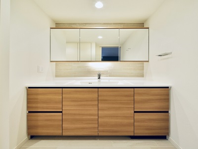 住宅設備 洗面化粧台